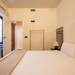 Gravina 56