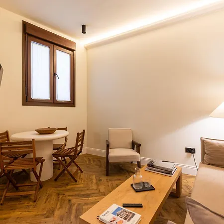 Gravina 56 Apartment *
